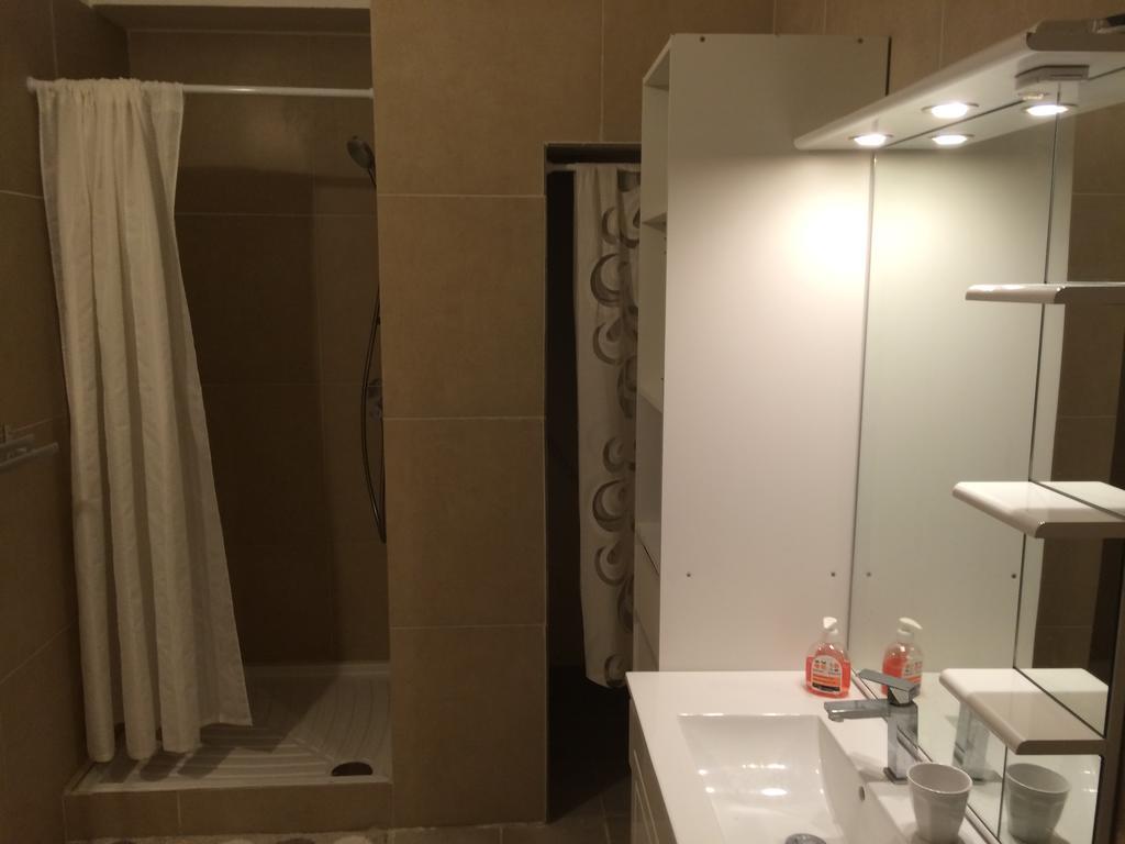 Appartements La Mangouste Σαιντ-Μαξίμ Εξωτερικό φωτογραφία